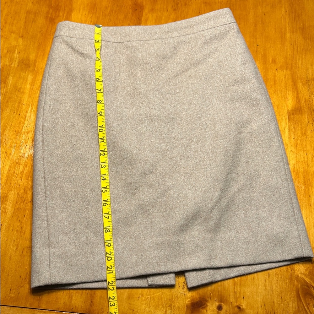 J. Crew The Pencil Skirt Tan Wool Blend Old Money Quiet Luxury Office Siren - Picture 5 of 9
